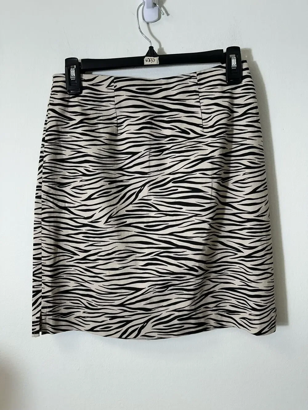 Girls Will's River Company Zebra Print Skirt Sz 16